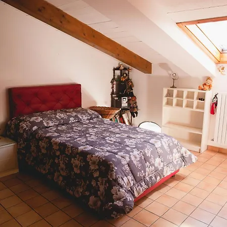 Apartment La Gatta Nel Borgo